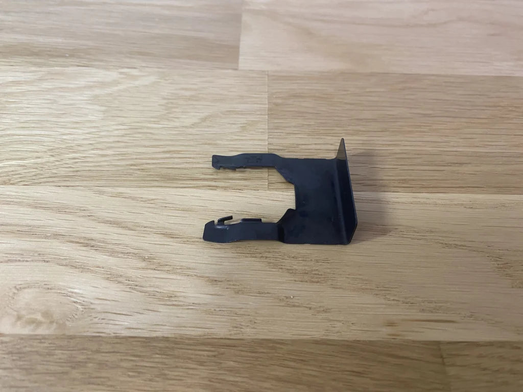 Door Lock Retainer Clip To Suit Nissan Skyline R34 Gtr / Gtt Gt-V (All) Interior