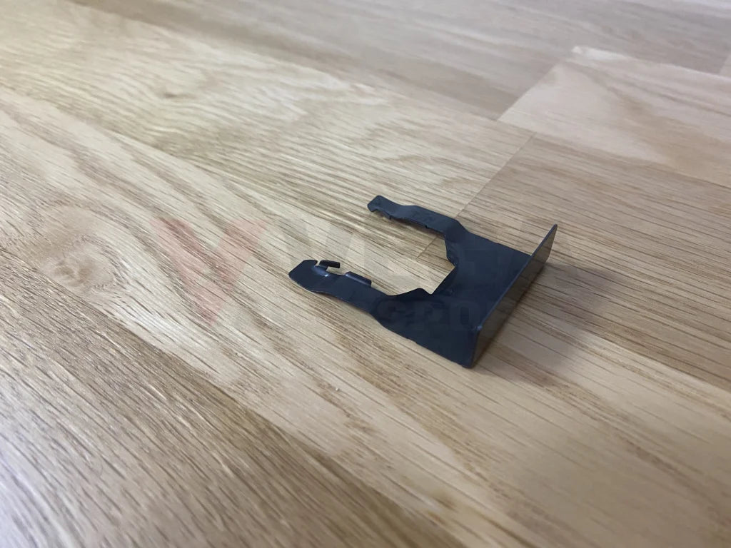 Door Lock Retainer Clip To Suit Nissan Skyline R34 Gtr / Gtt Gt-V (All) Interior