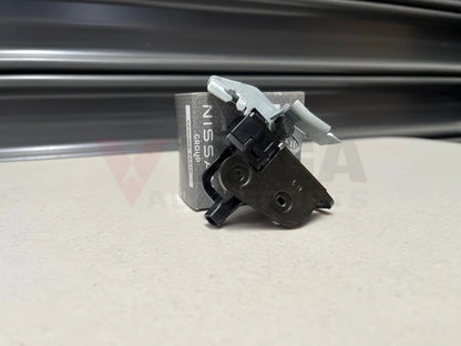Boot Lower Striker Plate To Suit Nissan Silvia S15 84620-85F00 Interior