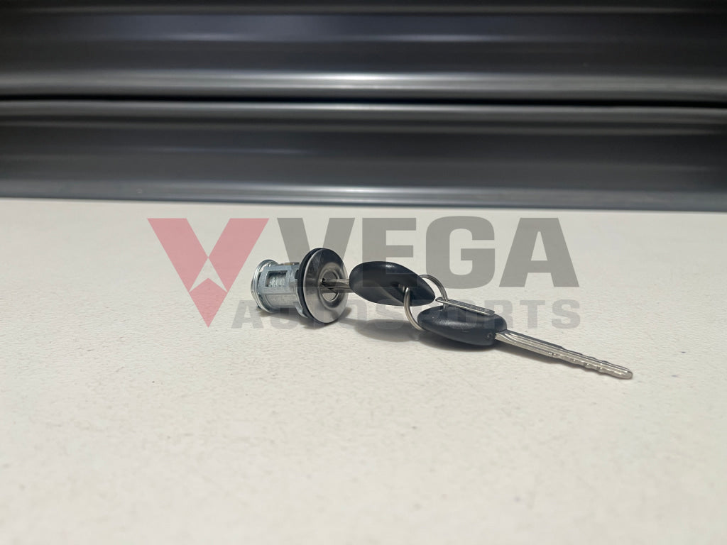 Boot / Truck Lock to suit Mitsubishi Lancer Evolution 7 / 8 / 9 MR286178 Exterior