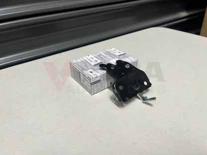 Boot Upper Striker Plate To Suit Nissan Silvia S15 04.2000 ~ Onwards 84630-85F10 Interior