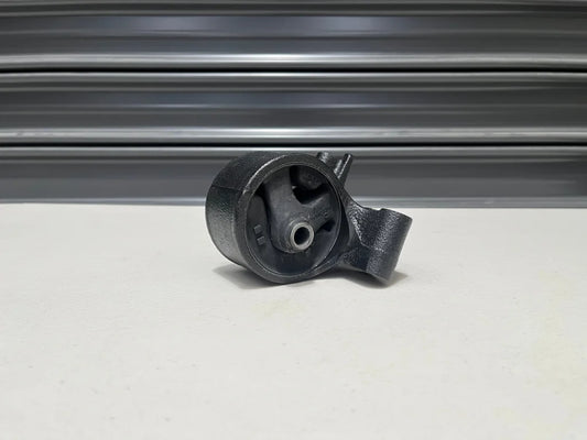 Bracket Engine Front Mount Rhs To Suit Mitsubishi Lancer Evolution 4 / 5 6 Mr197532 Differential