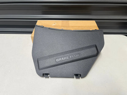 Brake Master Cylinder Cover To Suit Nissan R35 Gtr 2009-2024 65275-Jf00A Exterior