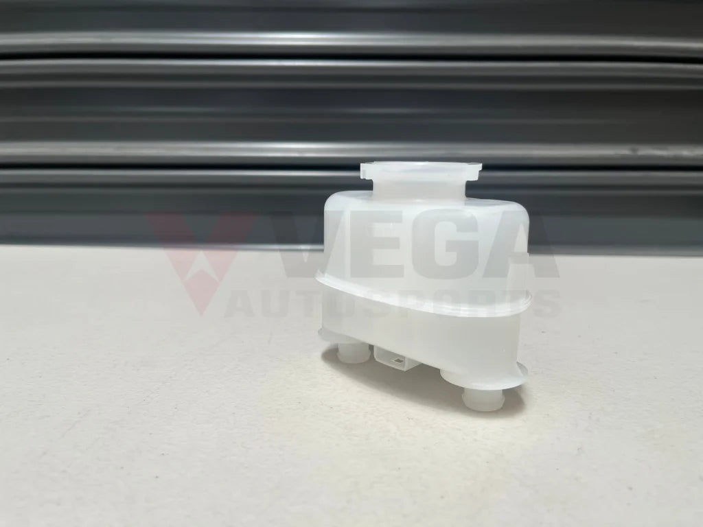 Brake Master Cylinder Reservoir To Suit Nissan Skyline R33 / R34 Silvia S14 S15 46091-64J01 Brakes