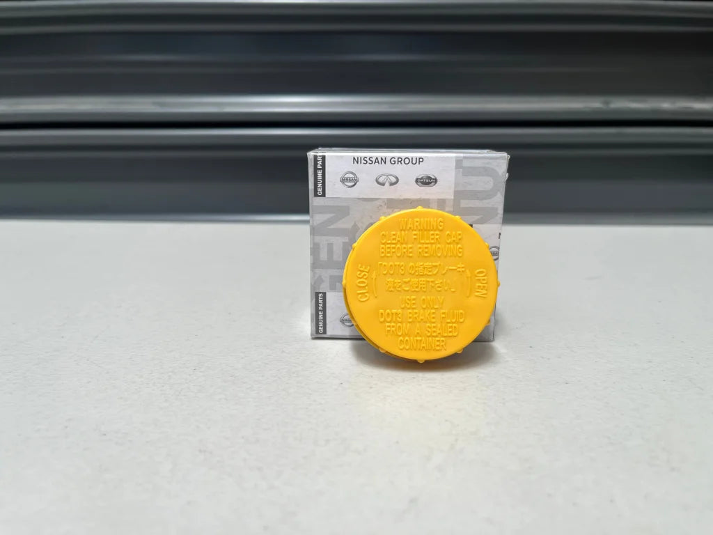 Clutch Master Reservoir Cap To Suit Nissan Skyline R33 / R34 Models Silvia S14 S15 46020-64J01
