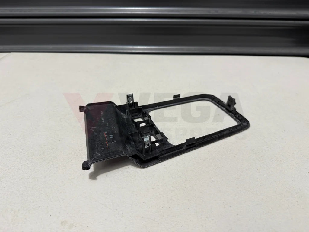 Carbon Manual Shifter Surround to suit Toyota Chaser JZX100 58804 22170 Interior