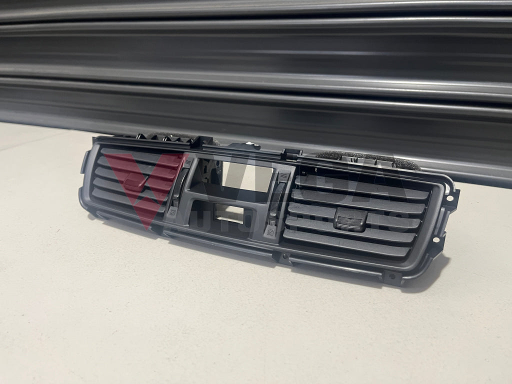 Centre Dash Vent to suit Mitsubishi Lancer Evolution 7 / 8 / 9 CT9A MR512558 Interior