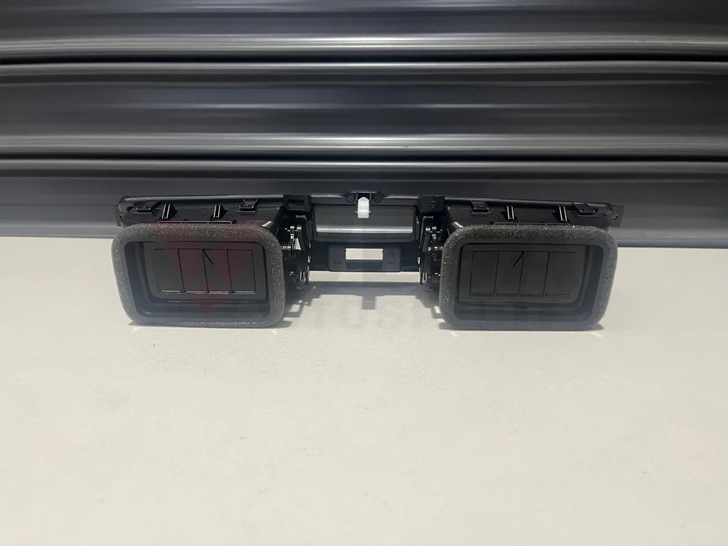 Centre Dash Vent to suit Mitsubishi Lancer Evolution 7 / 8 / 9 CT9A MR512558 Interior