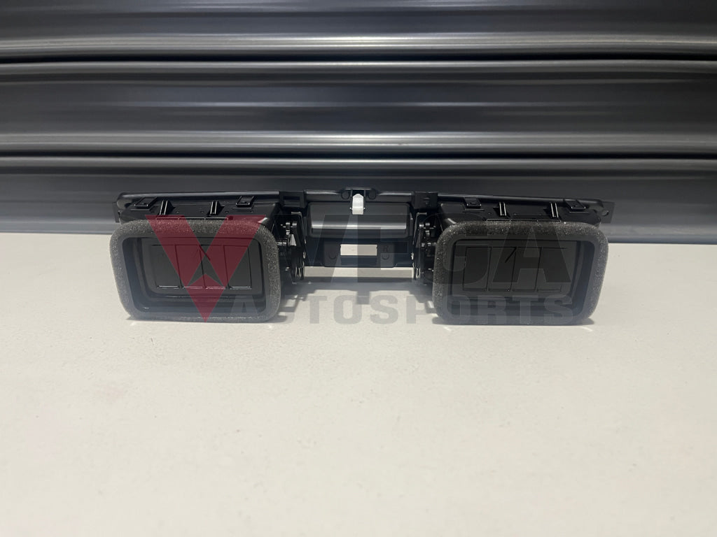 Centre Dash Vent to suit Mitsubishi Lancer Evolution 7 / 8 / 9 CT9A MR512558 Interior