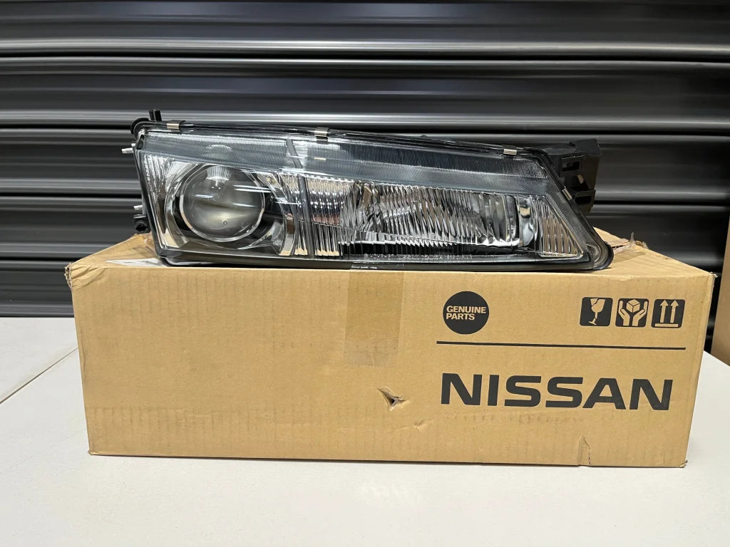 *Clearance Stock* Headlight Assembly Rhs To Suit Nissan Silvia S14 Series 2 26010-80F25 Electrical