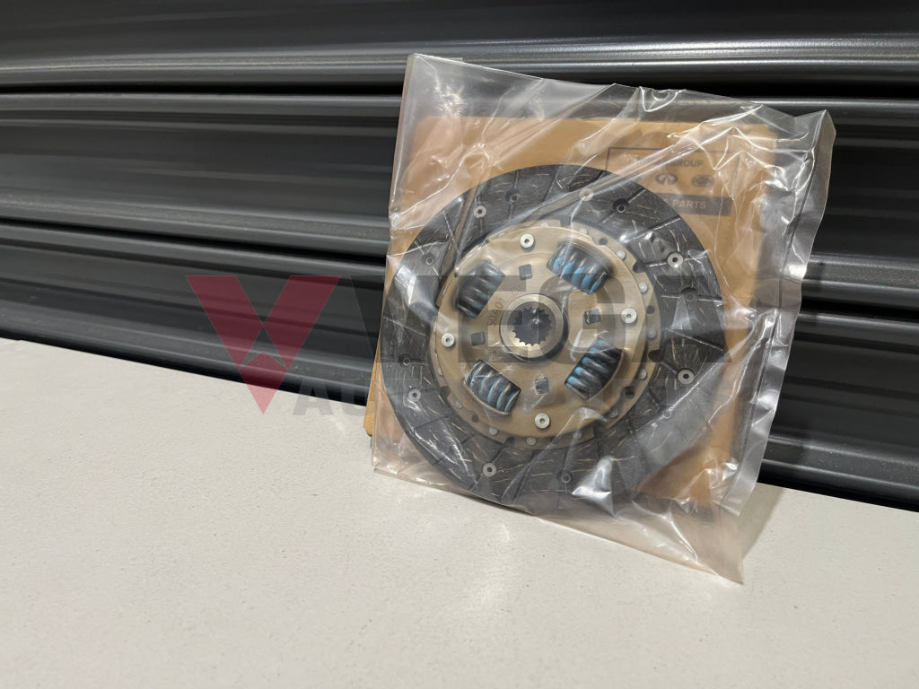 Clutch Disc (180Mm) To Suit Datsun Sunny Truck B120 10.1975 ~ 08.1984 C0100-50A01 Gearbox And