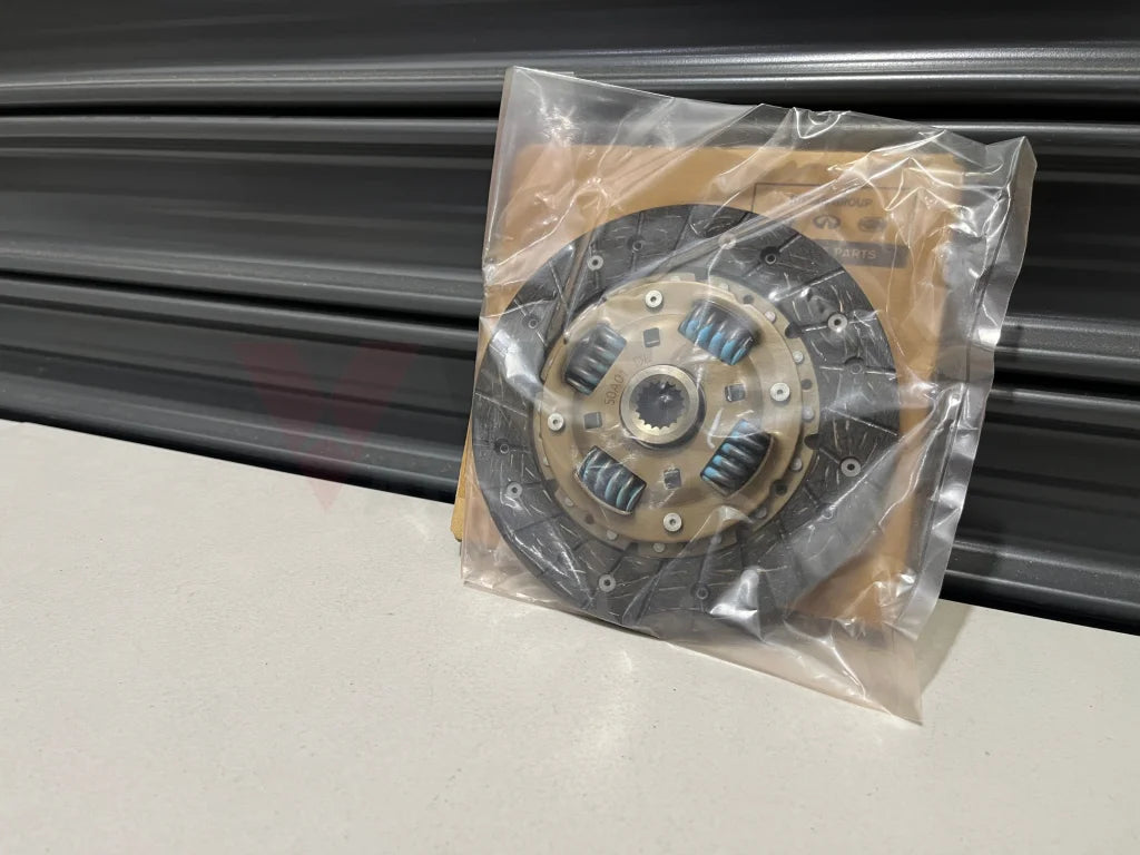 Clutch Disc (180Mm) To Suit Datsun Sunny Truck B120 10.1975 ~ 08.1984 C0100-50A01 Gearbox And