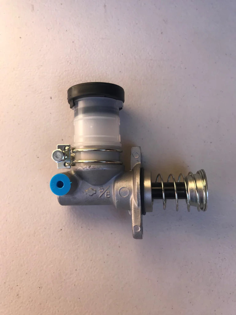 Clutch Master Cylinder Assembly - Nissan Skyline R32 GTR / R33 GTR / R34 GTR - Vega Autosports