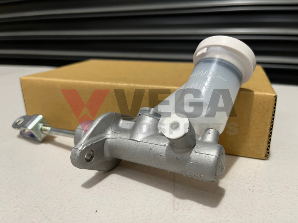 Clutch Master Cylinder Assy To Suit Mitsubishi Lancer Evolution 4 5 6 Cn9A Cp9A Mr244839 Brakes