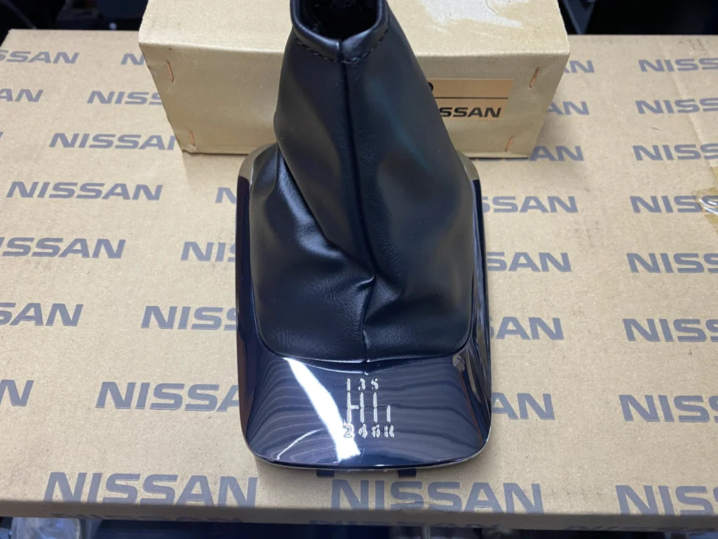 Console Shift Boot & Surround to suit Nissan Silvia S15 MT GT Chrome - Vega Autosports
