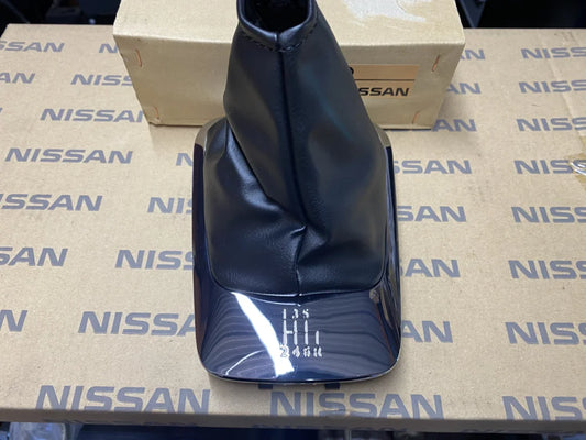 Console Shift Boot & Surround to suit Nissan Silvia S15 MT GT Chrome - Vega Autosports
