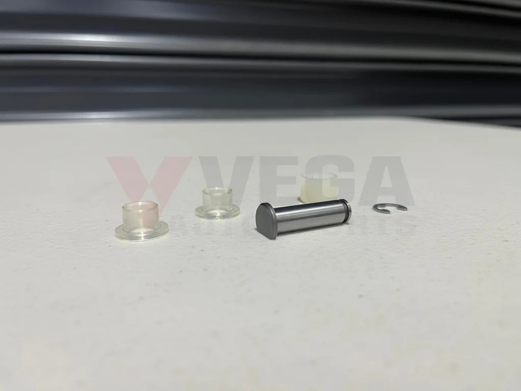 Control Lever Bush Pin Kit (5-piece) to suit Datsun 1200 / 240z B10 / B110 / B210  / B310  / 240K - Vega Autosports