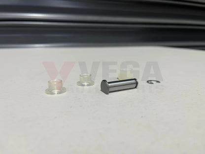Control Lever Bush Pin Kit (5-piece) to suit Datsun 1200 / 240z B10 / B110 / B210  / B310  / 240K - Vega Autosports
