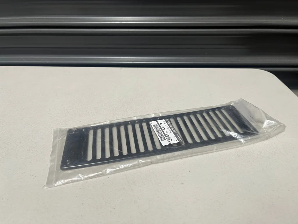 Cowl Top Grille Lhs To Suit Nissan Datsun B110 Sedan B120 1200 / Ute 66803-H1002 Exterior