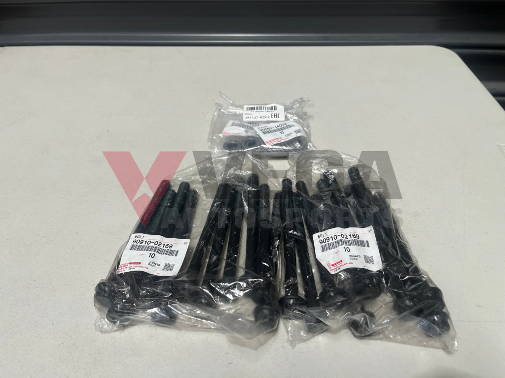 Cylinder Head Stud Set (40 piece) to suit Toyota Landcruiser 70 Series & 200 Series 1VDFTV 90910-02169 / 90560-14033