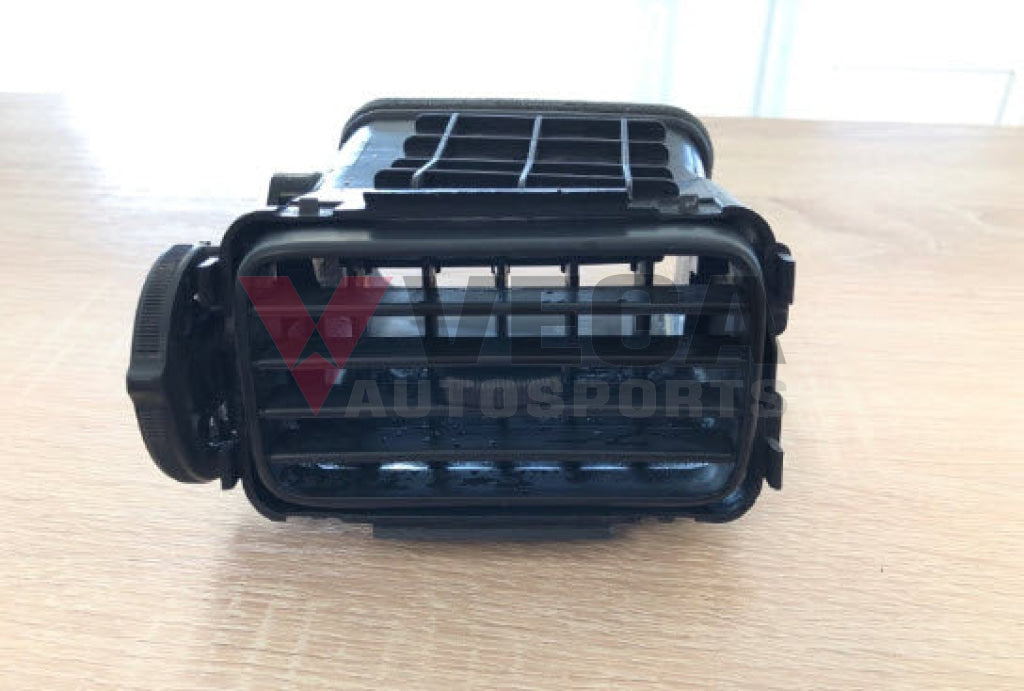 Dash Vent LHS to suit Mitsubishi Lancer Evolution 7 / 8 / 9 CT9A MR626754 Interior