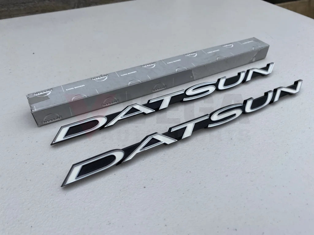 'Datsun' Front Fender Emblem Set to suit Nissan Datsun 240Z - Vega Autosports