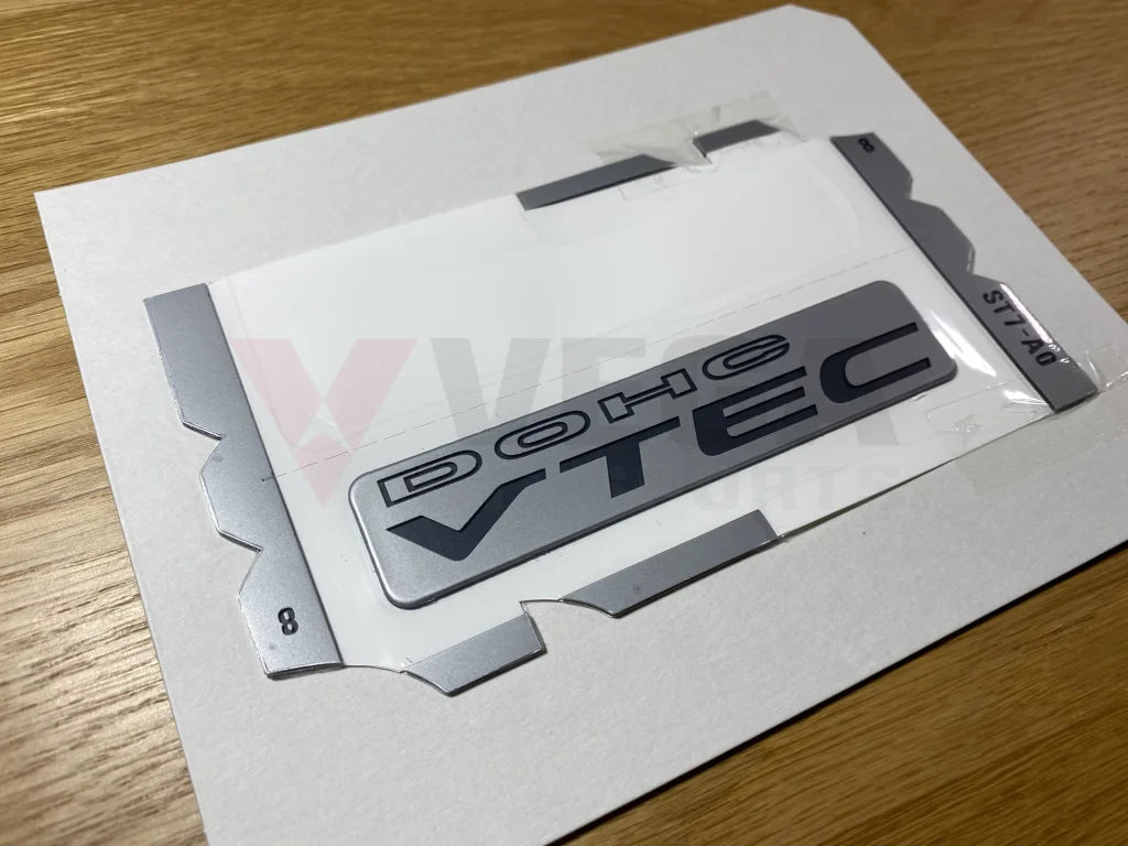 'DOHC VTEC' Emblem Badge to suit Honda Integra Type R B18C1 B18C5 DC2 90-01 - Vega Autosports