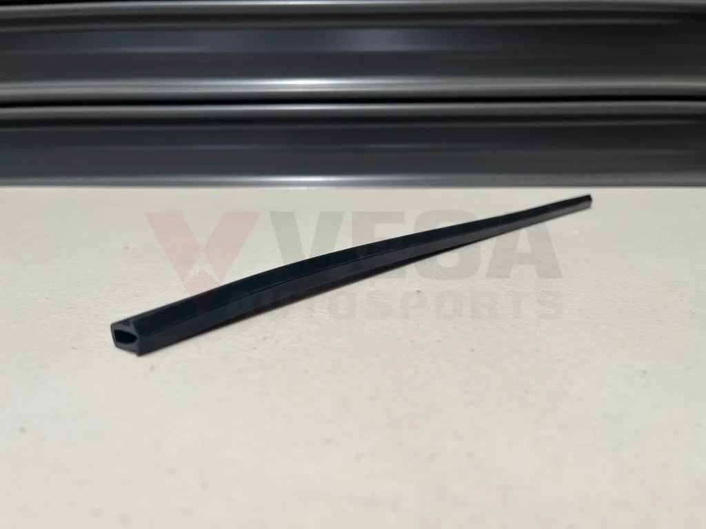 Door Window Channel Rubber To Suit Datsun 1200 Ute B110 B120 80316-H1000 Body Mouldings / Seals