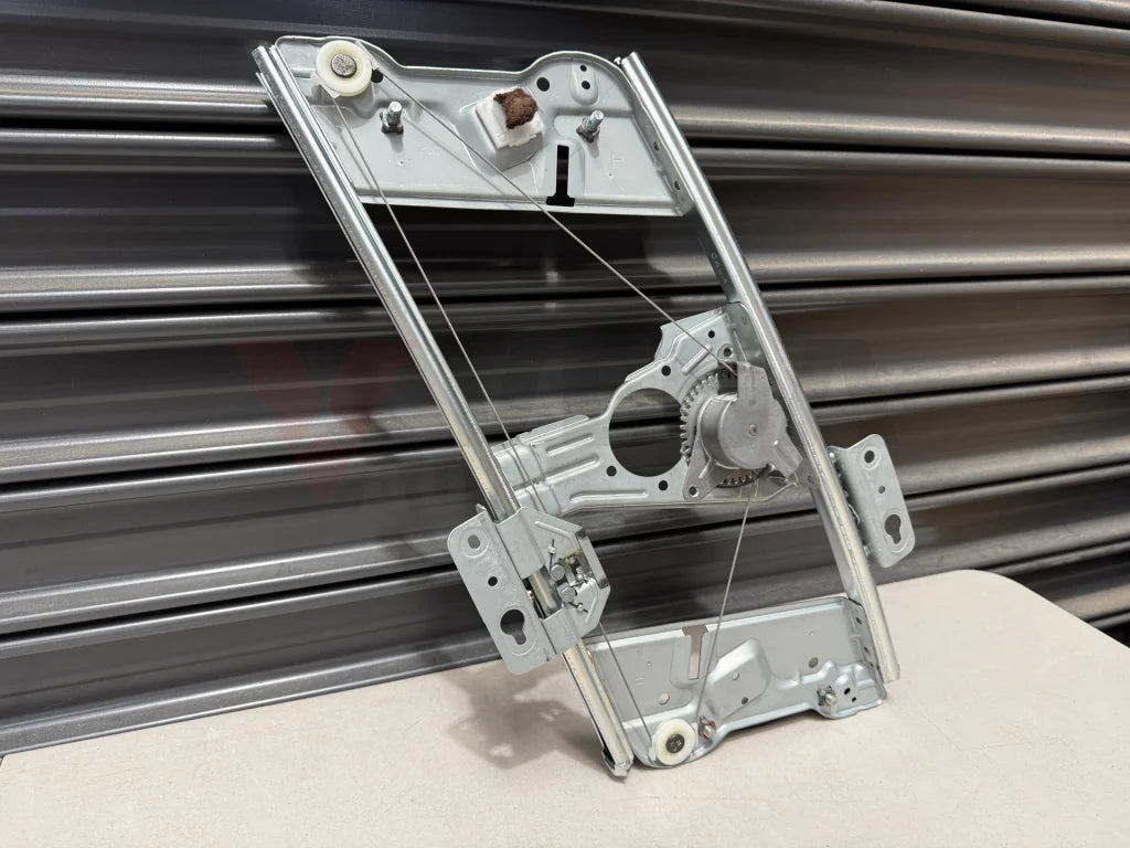 Door Window Regulator (RHS) to suit Nissan Skyline R32 GTR / GTS-T Coupe 80720-04U20 - Vega Autosports