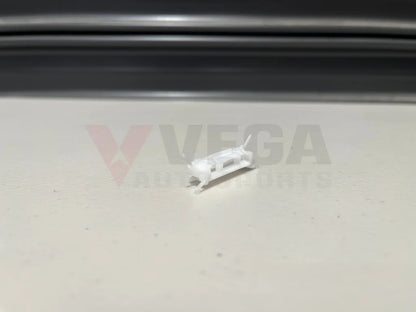 Drip Mould Clip (Clear) To Suit Mitsubishi Lancer Evolution 4 / 5 6 6.5 Mr191500 Exterior