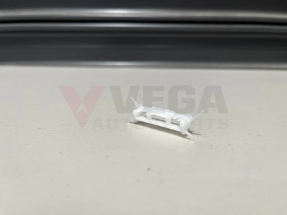 Drip Mould Clip (Clear) To Suit Mitsubishi Lancer Evolution 4 / 5 6 6.5 Mr191500 Exterior