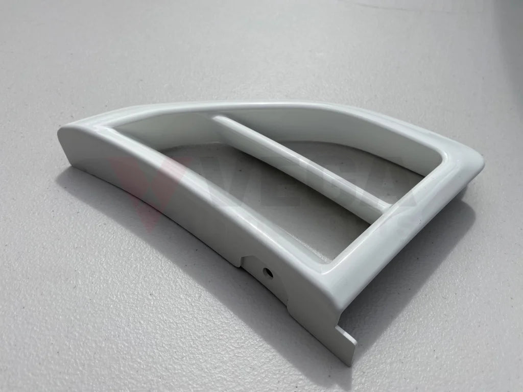Driver Side Bumper Vent (White) to suit Mitsubishi Lancer Evolution 6.5 TME CP9A - Vega Autosports