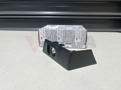 Electric Mirror Switch Control Finisher Panel To Suit Nissan R35 Gtr Dba (11-16) 68211-Kb50A