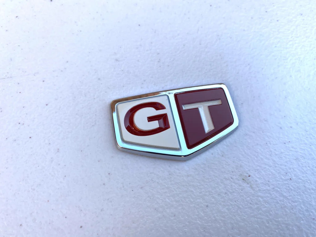 Emblem "GT" (Front Guard) to suit Nissan Skyline R32 Series 2 GTS-T - Vega Autosports