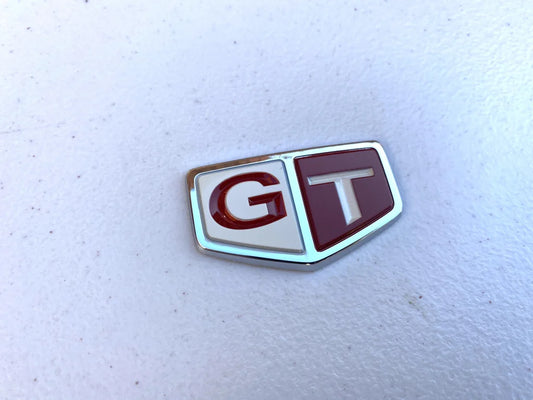 Emblem "GT" (Front Guard) to suit Nissan Skyline R32 Series 2 GTS-T - Vega Autosports