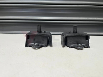 Engine Mount Insulator Set (Rhs & Lhs) To Suit Nissan 240Z / 260Z 280Z 11220-N3300
