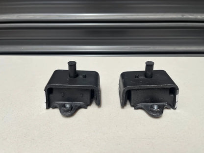 Engine Mount Insulator Set (Rhs & Lhs) To Suit Nissan 240Z / 260Z 280Z 11220-N3300