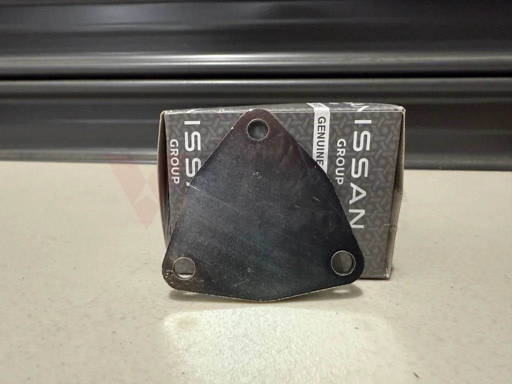 Exhaust Cam Position Sensor Housing Cover to suit Mitsubishi Lancer Evolution 4 - 9 MD329502 Engine