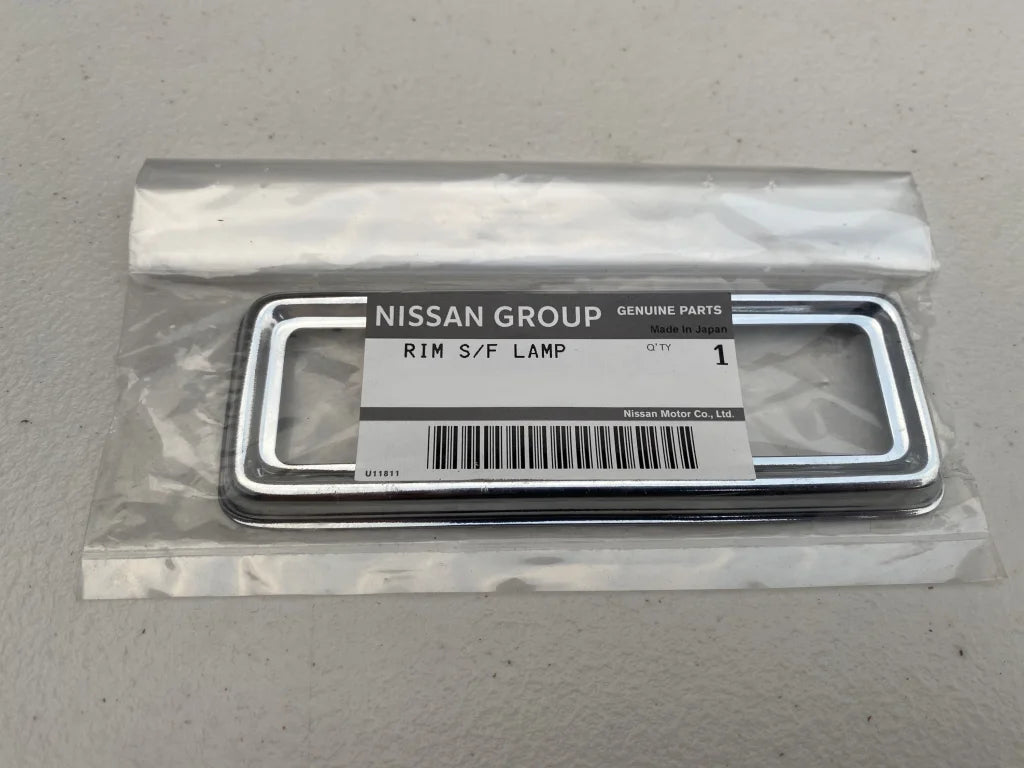 Fender Indicator Chrome Surround to suit Nissan DATSUN 1200 B110 / B120 - Vega Autosports