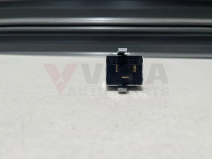 Flasher Unit Hazard Relay 3Pin To Suit Mitsubishi Lancer Evolution 4 5 6 Mb627891 Electrical