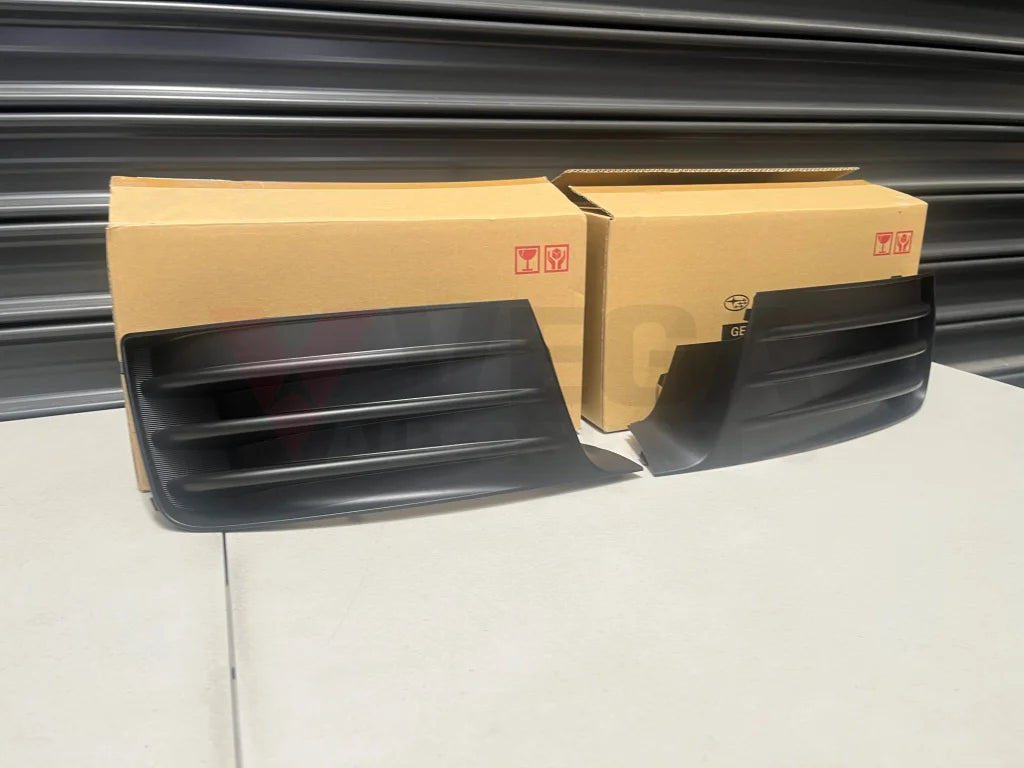 Fog Light Cover Set (RHS & LHS) to suit Subaru Impreza WRX / STI 2008-2010 57731FG130 / 57731FG140 Exterior