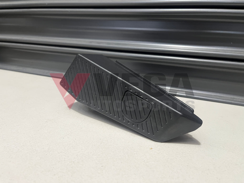 Foot Rest Assembly to suit Mitsubishi Lancer Evolution 4 - 6 MR201425 Interior