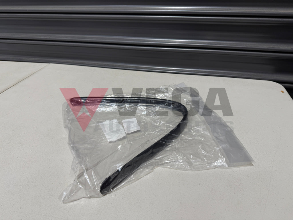 Front Bar to Hood Seal to suit Toyota Supra MK4 Supra JZA80 53395-14010 Exterior