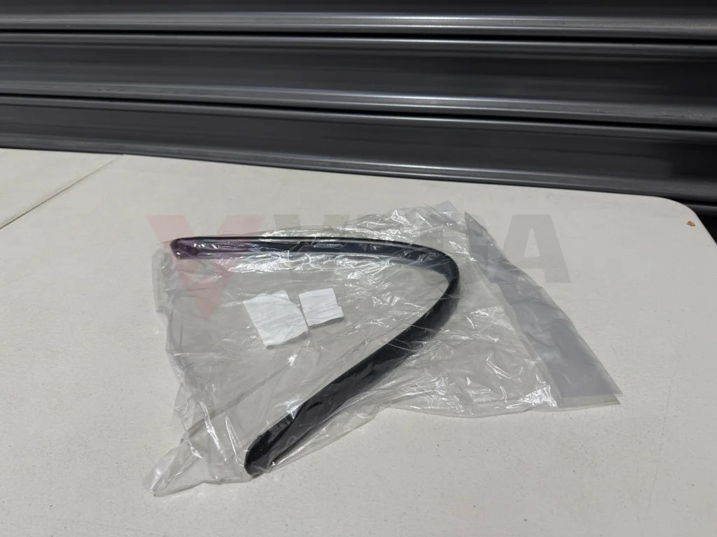 Front Bar to Hood Seal to suit Toyota Supra MK4 Supra JZA80 53395-14010 Exterior
