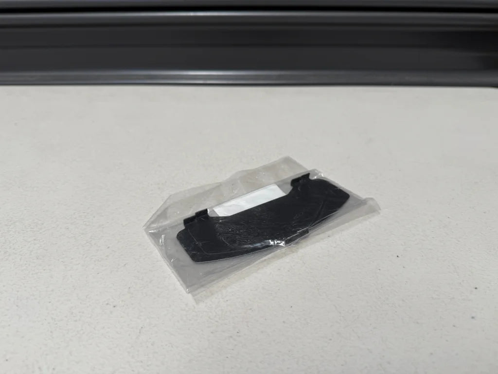 Front Brake Pad Shim Kit to suit Mitsubishi Lancer Evolution 2 / 3 MR389651 Exterior