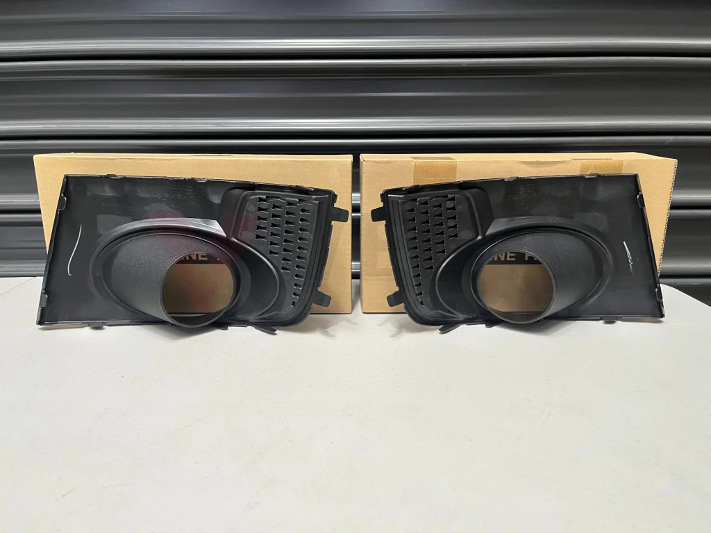 Front Bumper Fog Light Bezel (Dark Grey Metallic 61K) To Suit Subaru Wrx/Sti 11-14 Gr Gv
