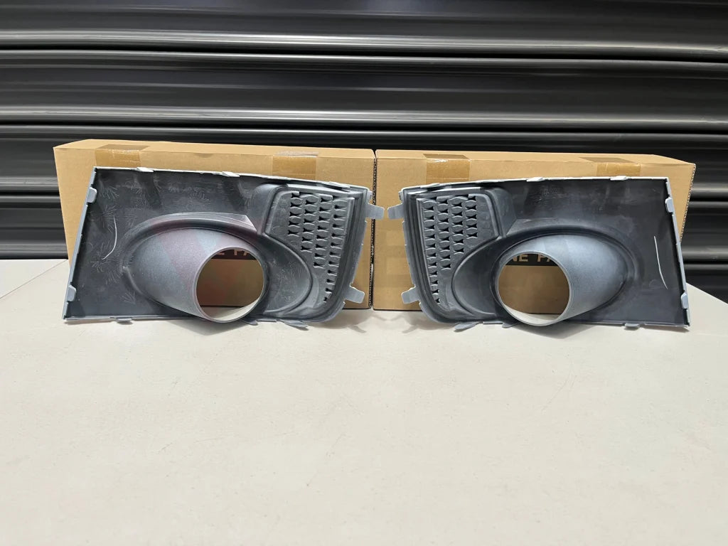 Front Bumper Fog Light Covers(Satin White Pearl 37J) To Suit Subaru Wrx/Sti 11-14 Gr Gv