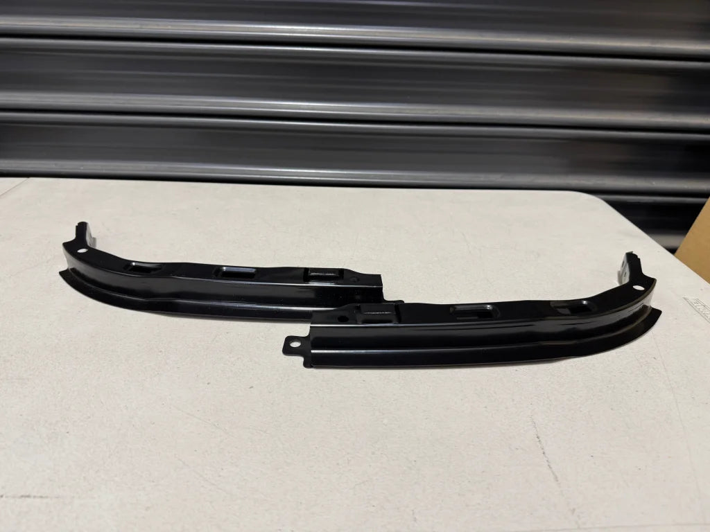 Front Bumper Lower Retainer Set RHS & LHS (Aftermarket) to suit Nissan Skyline R34 GTR 62294-AA400 / 62295-AA400