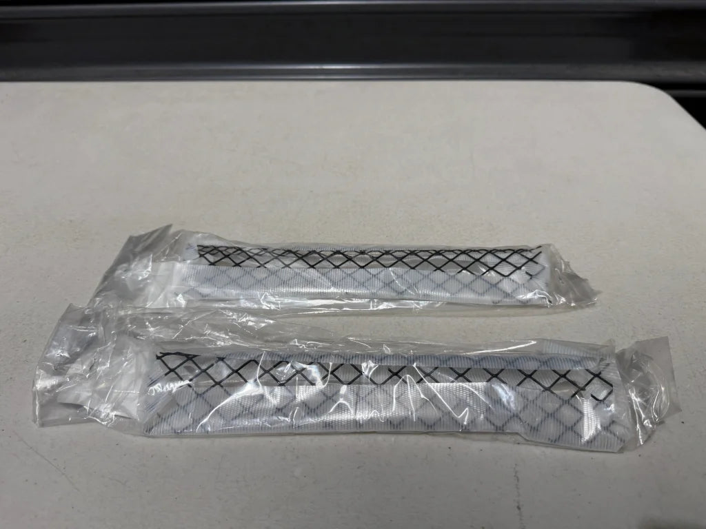 Front Bumper Mesh Set (2-piece) to suit Mitsubishi Lancer Evolution 7 CT9A MR957470 - Vega Autosports