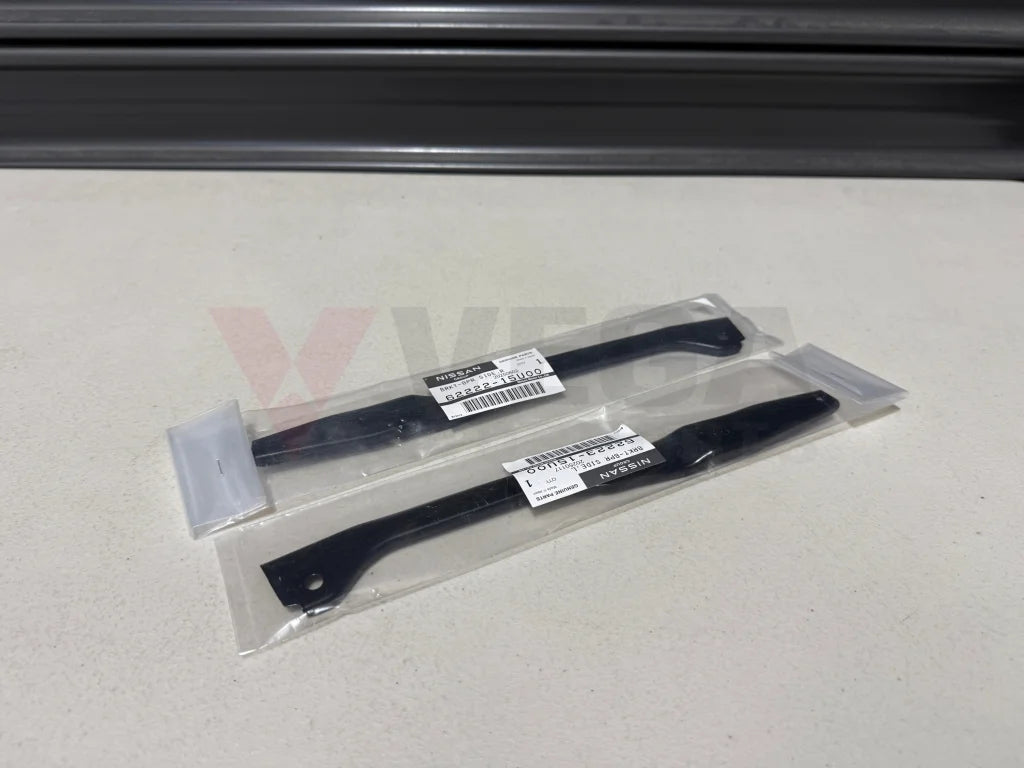 Front Bumper Side Bracket Set RHS / LHS to suit Nissan Skyline R33 GTS T 62222 15U00 / 62223 15U00 Exterior